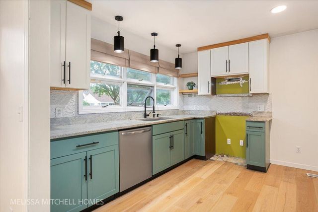 2631 Richards Drive Se, East Grand Rapids, MI 49506