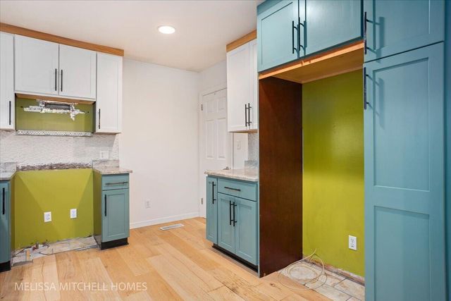 2631 Richards Drive Se, East Grand Rapids, MI 49506