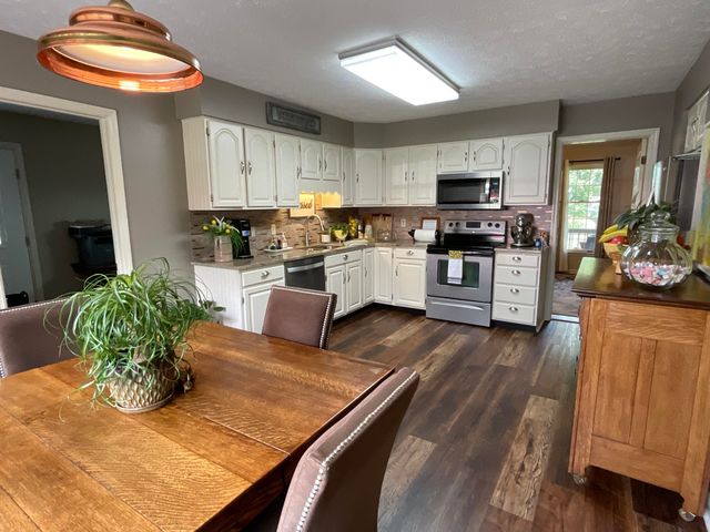 2790 Van Thompson Road, Mt Sterling, KY 40353