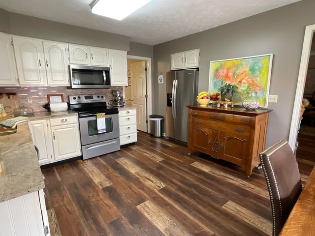 2790 Van Thompson Road, Mt Sterling, KY 40353