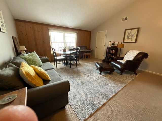2790 Van Thompson Road, Mt Sterling, KY 40353