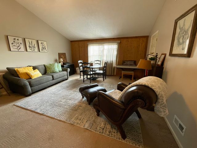 2790 Van Thompson Road, Mt Sterling, KY 40353