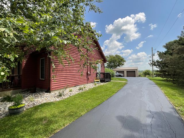 2790 Van Thompson Road, Mt Sterling, KY 40353