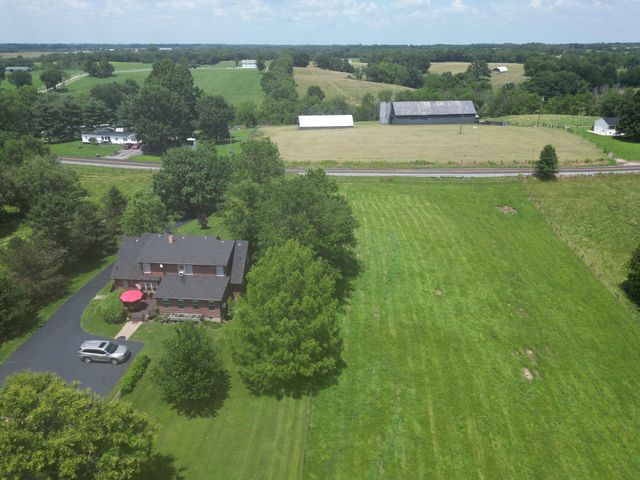 2790 Van Thompson Road, Mt Sterling, KY 40353
