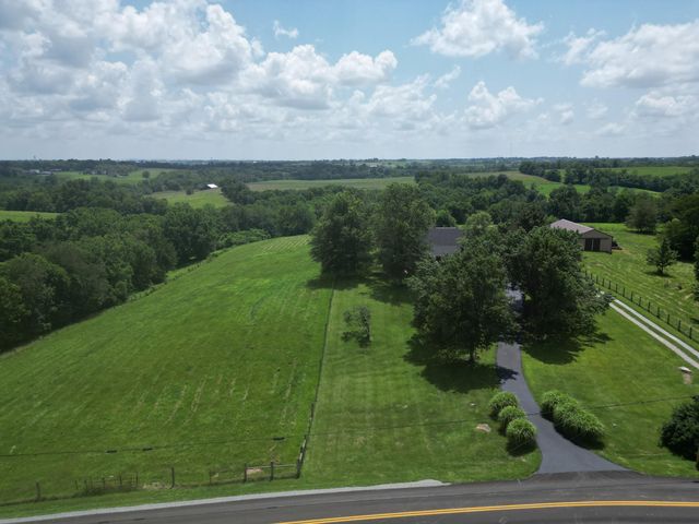2790 Van Thompson Road, Mt Sterling, KY 40353