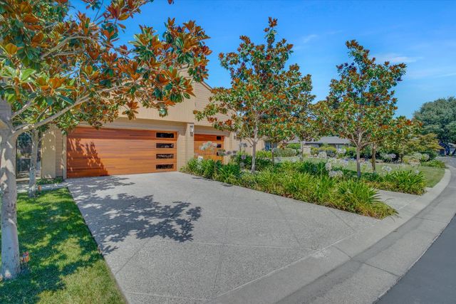 3342 Cove Cir, Stockton, CA 95204