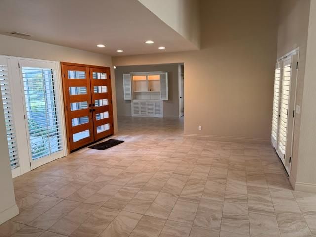 3342 Cove Cir, Stockton, CA 95204