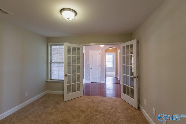 6812 Wintercrest Way, Owens Cross Roads, AL 35763