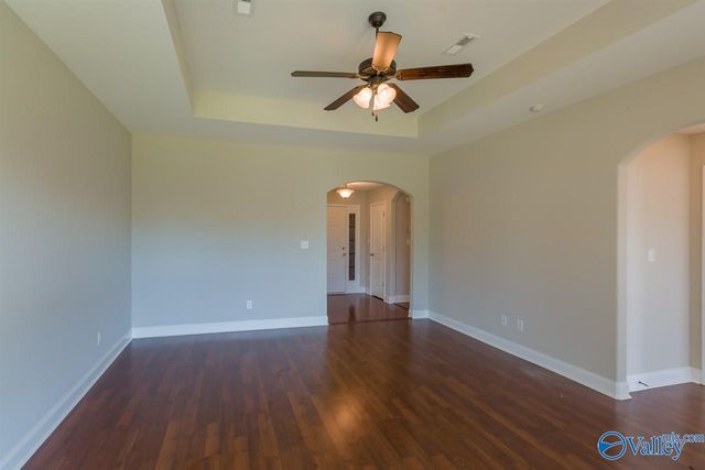 6812 Wintercrest Way, Owens Cross Roads, AL 35763