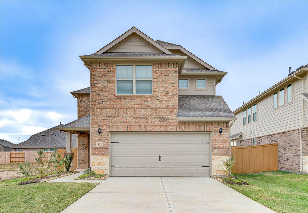 812 Laguna Green Lane, Katy, TX 77493