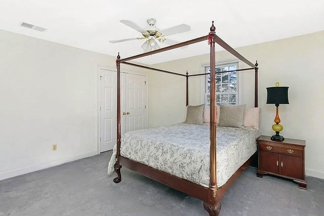 28 Meachen Lane, Sudbury, MA 01776