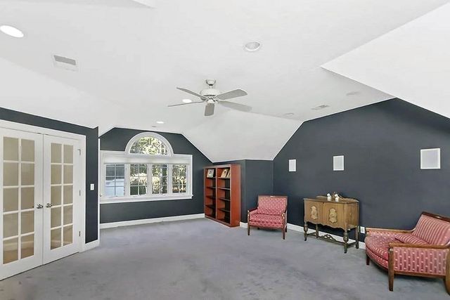 28 Meachen Lane, Sudbury, MA 01776