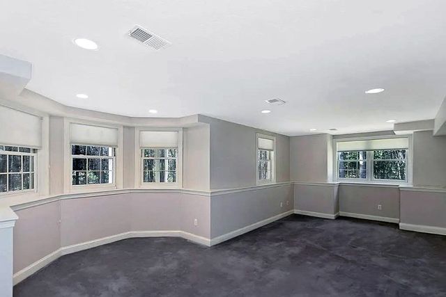 28 Meachen Lane, Sudbury, MA 01776