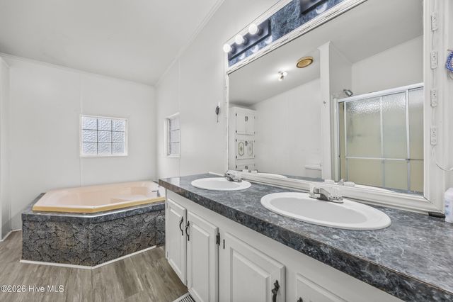 4675 General Howe Road, Riegelwood, NC 28456