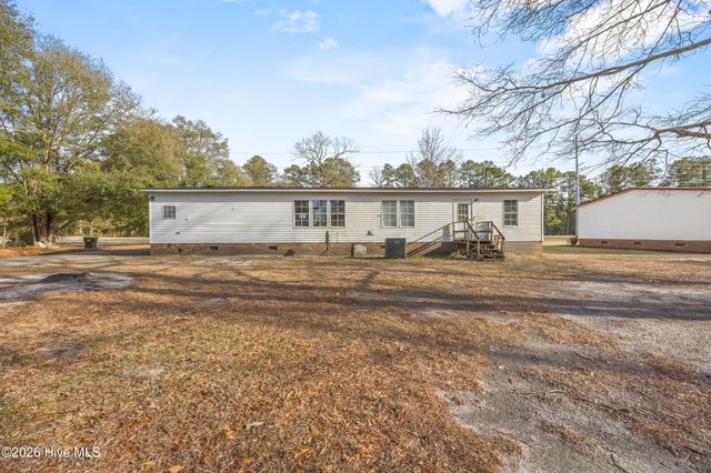 4675 General Howe Road, Riegelwood, NC 28456