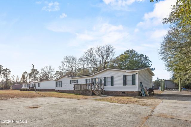 4675 General Howe Road, Riegelwood, NC 28456