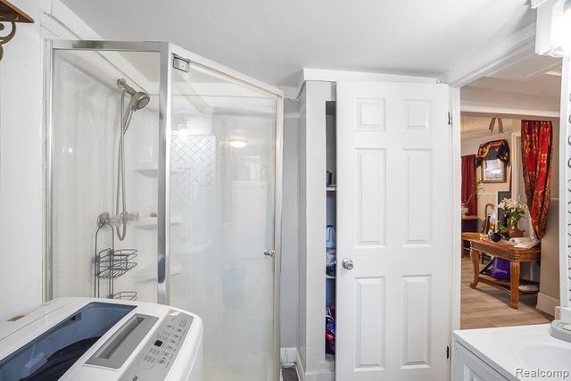 6426 Artesian Street, Detroit, MI 48228