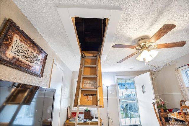 6426 Artesian Street, Detroit, MI 48228