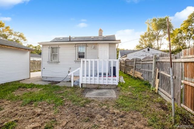 6426 Artesian Street, Detroit, MI 48228