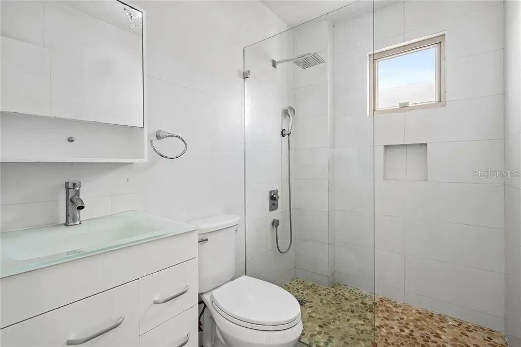 Image 33 of property listing at 354 DORADO BEACH EAST, Dorado, PR 00646
