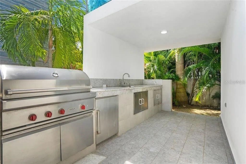 Image 41 of property listing at 354 DORADO BEACH EAST, Dorado, PR 00646
