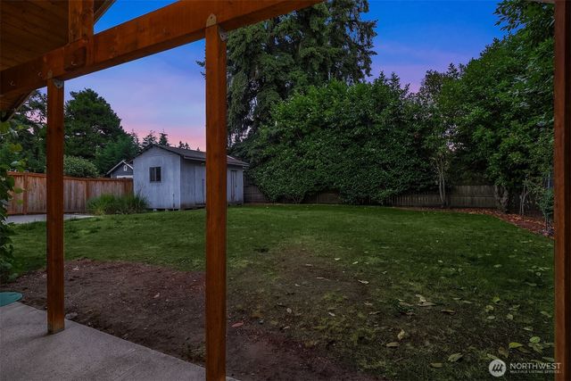 2205 NE 28th Street, Renton, WA 98056