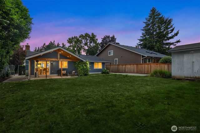 2205 NE 28th Street, Renton, WA 98056