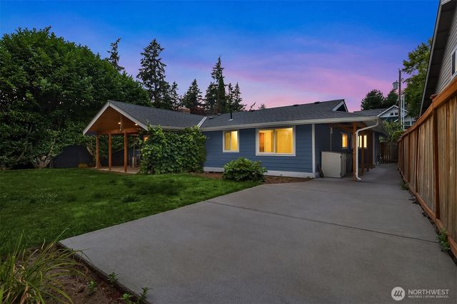 2205 NE 28th Street, Renton, WA 98056