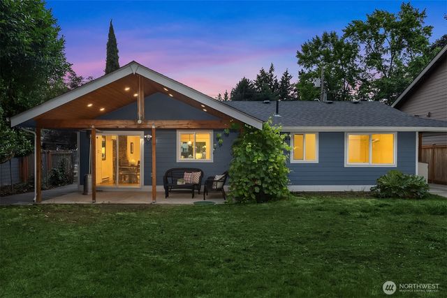 2205 NE 28th Street, Renton, WA 98056