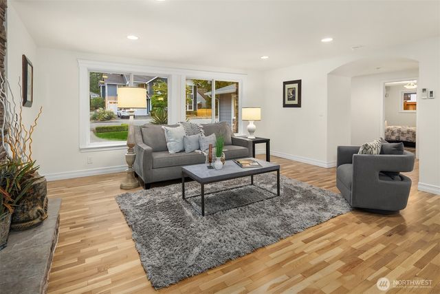 2205 NE 28th Street, Renton, WA 98056