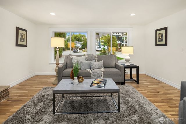 2205 NE 28th Street, Renton, WA 98056