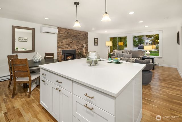 2205 NE 28th Street, Renton, WA 98056