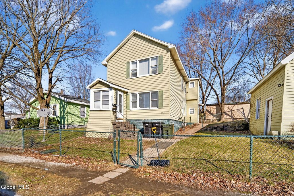 1326 8th Avenue, Watervliet, NY 12189