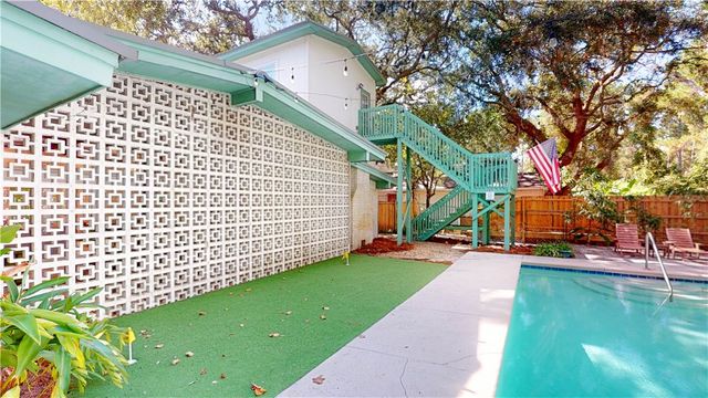 912 N Beachview Drive, Jekyll Island, GA 31527