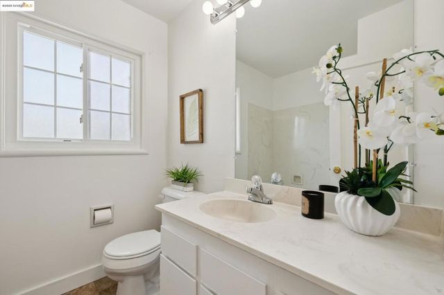 1504 137th Avenue, San Leandro, CA 94578