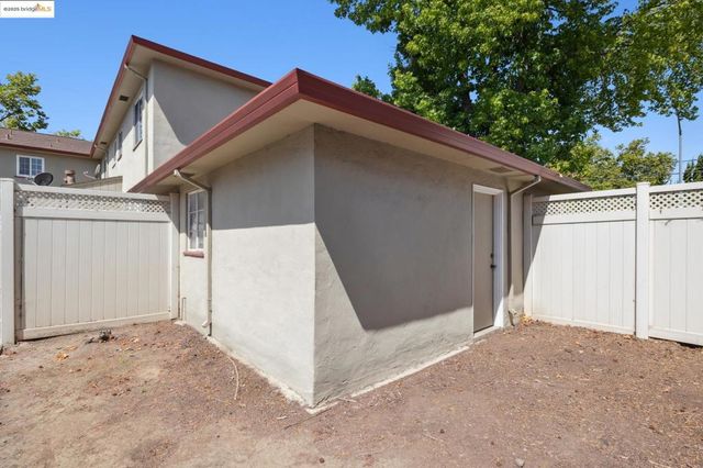 1504 137th Avenue, San Leandro, CA 94578