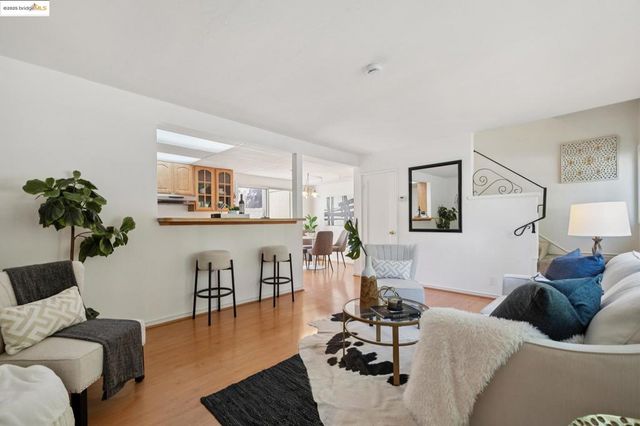 1504 137th Avenue, San Leandro, CA 94578