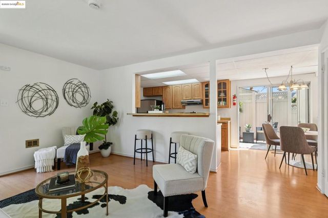 1504 137th Avenue, San Leandro, CA 94578