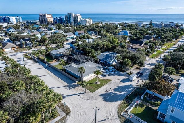 900 E 1ST AVENUE, New Smyrna Beach, FL 32169