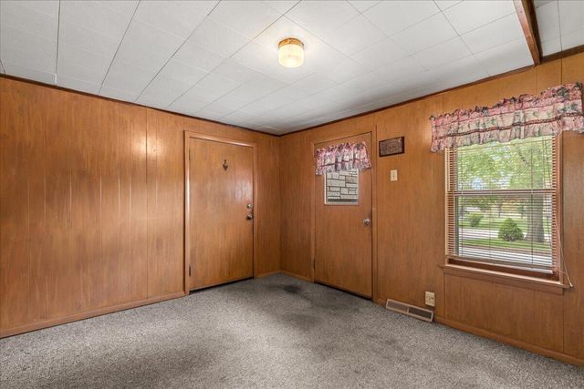 N69W13409 Harding DRIVE, Menomonee Falls, WI 53051