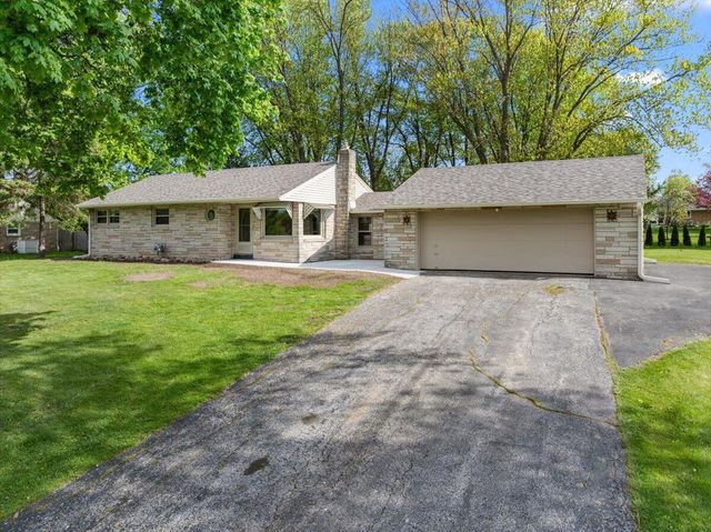 N69W13409 Harding DRIVE, Menomonee Falls, WI 53051