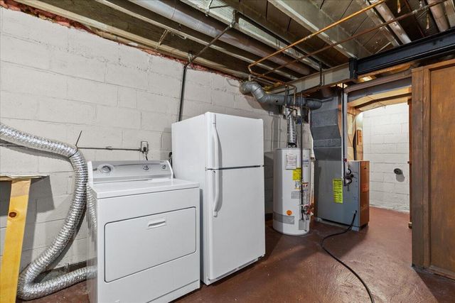 N69W13409 Harding DRIVE, Menomonee Falls, WI 53051