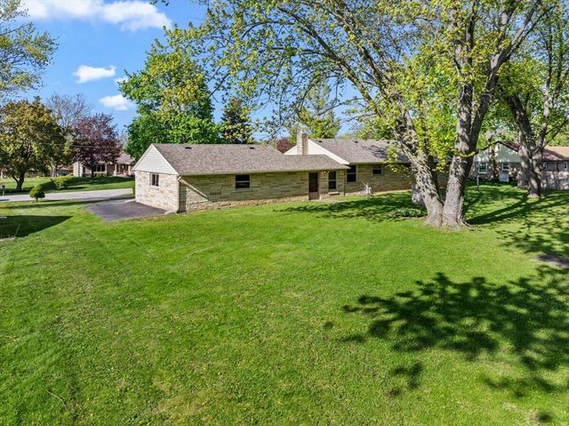 N69W13409 Harding DRIVE, Menomonee Falls, WI 53051
