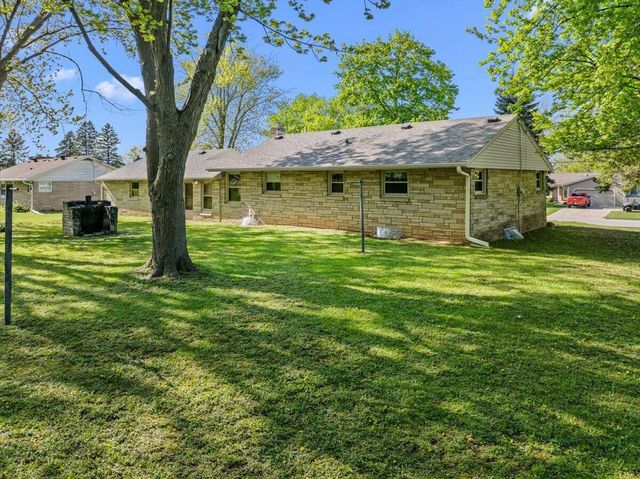 N69W13409 Harding DRIVE, Menomonee Falls, WI 53051