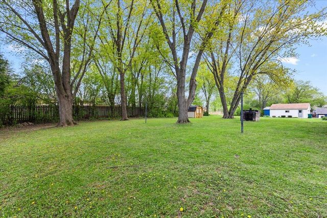 N69W13409 Harding DRIVE, Menomonee Falls, WI 53051