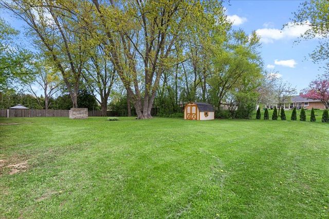 N69W13409 Harding DRIVE, Menomonee Falls, WI 53051