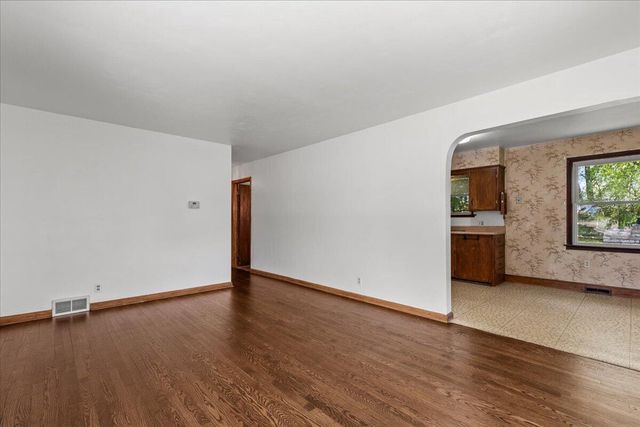 N69W13409 Harding DRIVE, Menomonee Falls, WI 53051