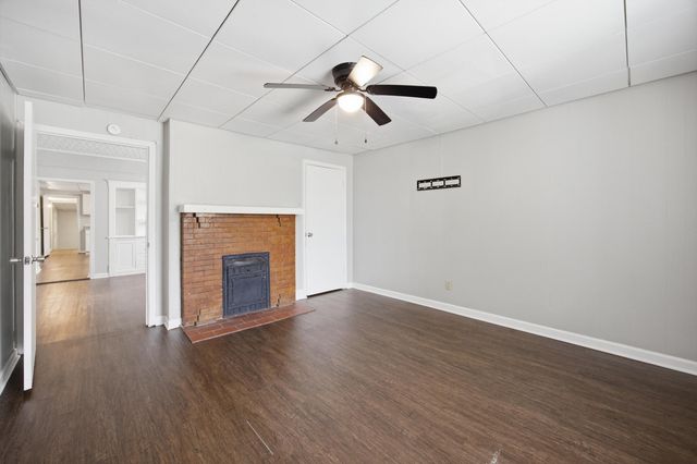 2111 Chamberlain Avenue, Chattanooga, TN 37404