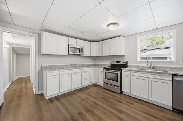 2111 Chamberlain Avenue, Chattanooga, TN 37404
