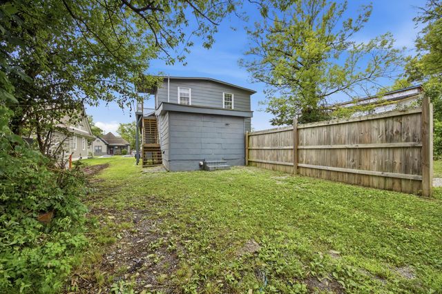 2111 Chamberlain Avenue, Chattanooga, TN 37404